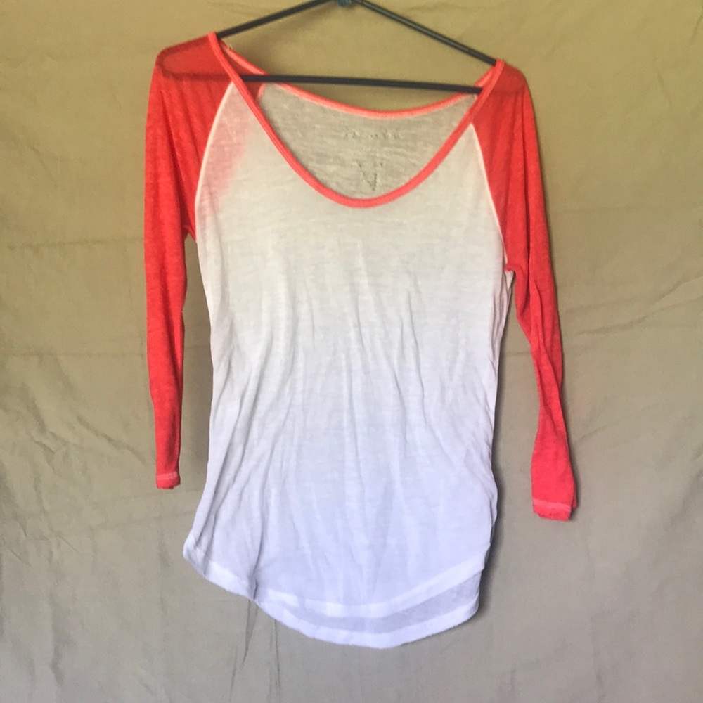 Red Aeropostale baseball tee